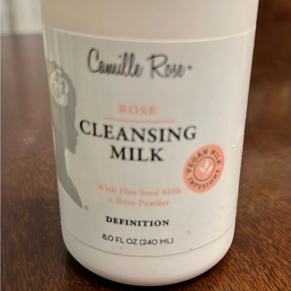 Camille Rose Cleansing Milk Definition New 8 oz